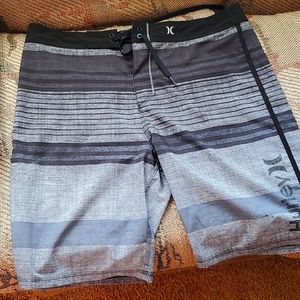 Men's Hurley Phantom Board Shorts size 34